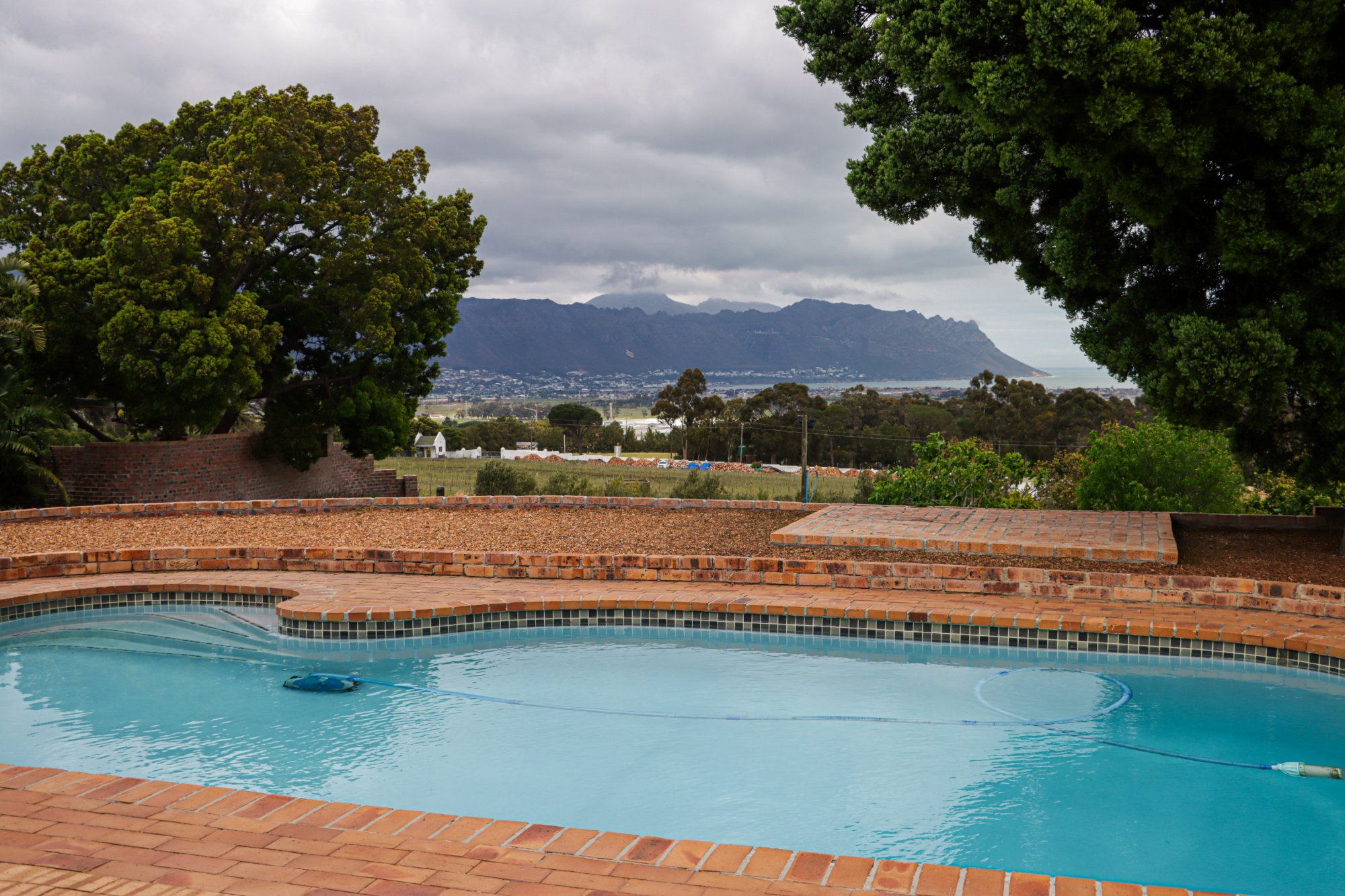Photograph of Capelands Wine Farm