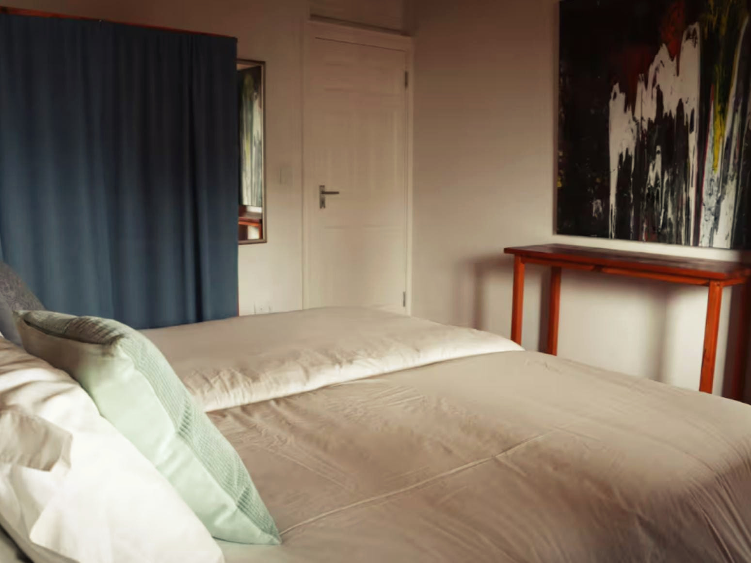 Whitestone Suite